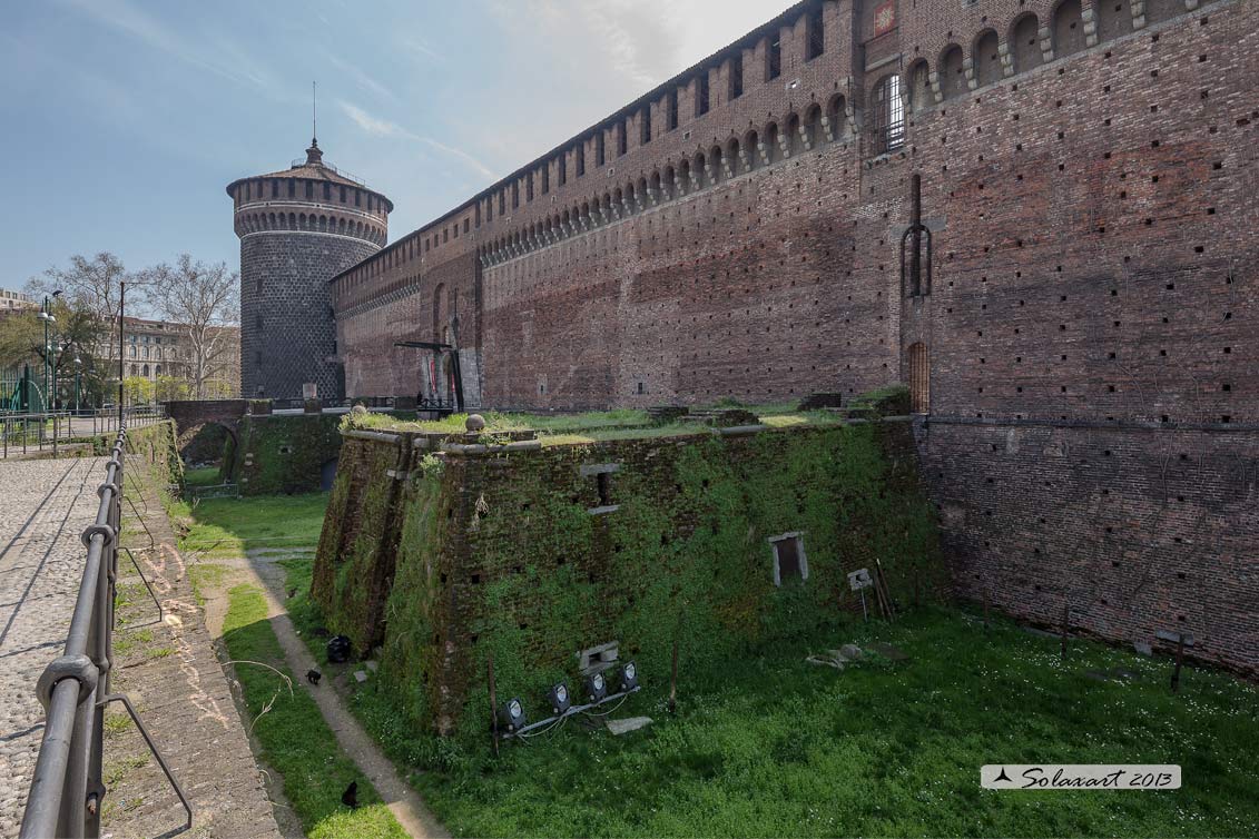 Castello Sforzesco di Milano o Castello di Porta Giovia -Rivellini