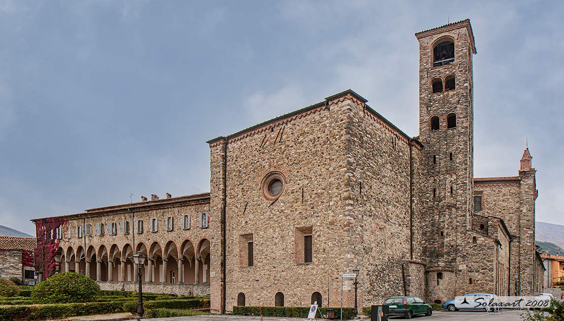 Bobbio: Abbazia di San Colombano  (facciata est)