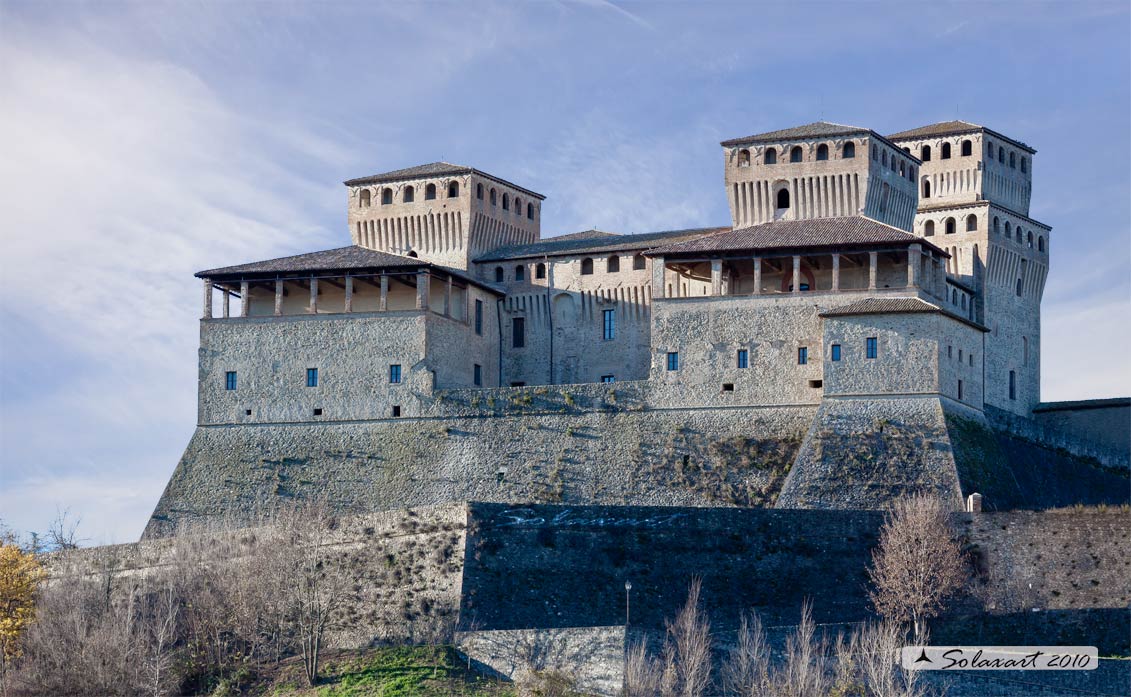 Castello di Torrechiara o di Langhirano (Porta d'accesso alla Val Parma)