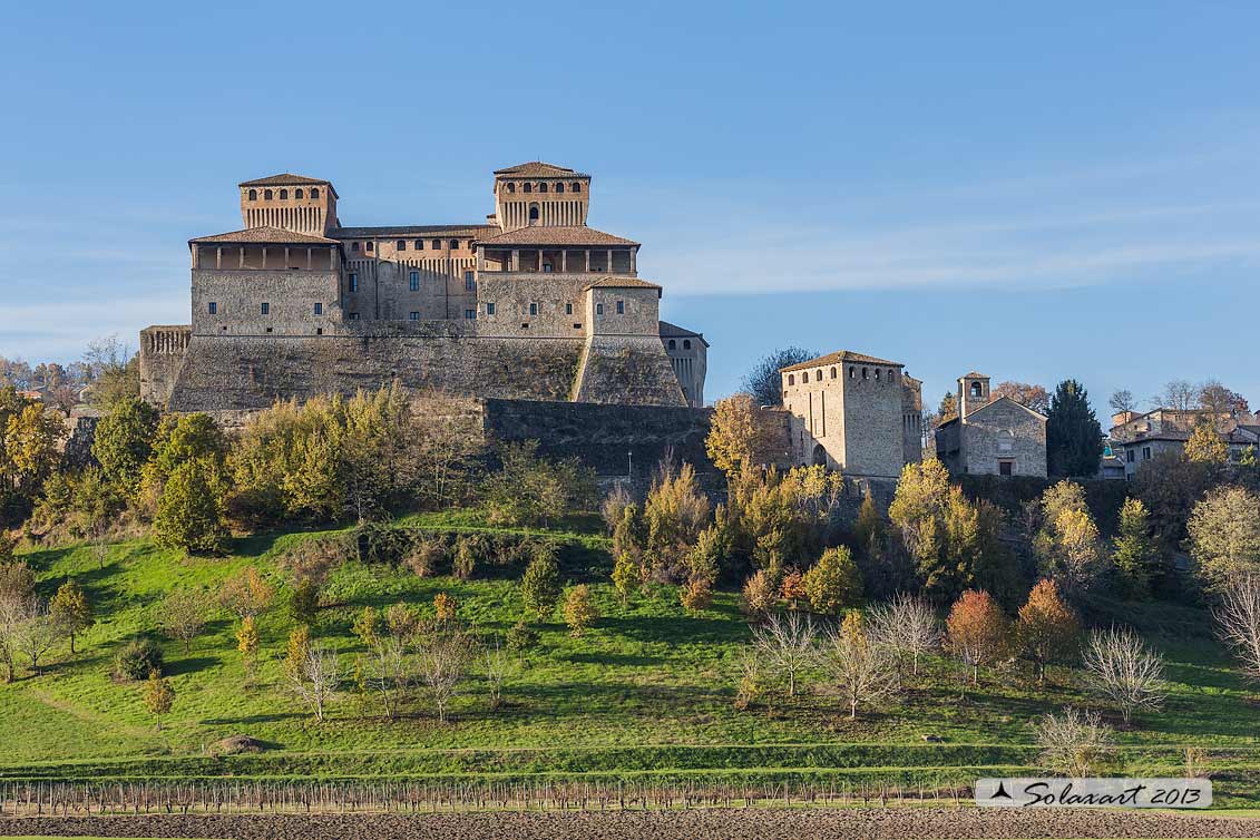 Castello di Torrechiara o di Langhirano  (Porta d'accesso alla Val Parma)