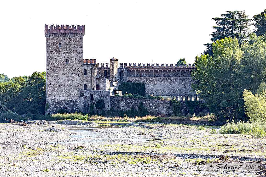 Castello di Riva sotto la neve - lato Sud