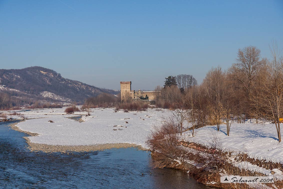 Castello di Riva sotto la neve - lato Sud