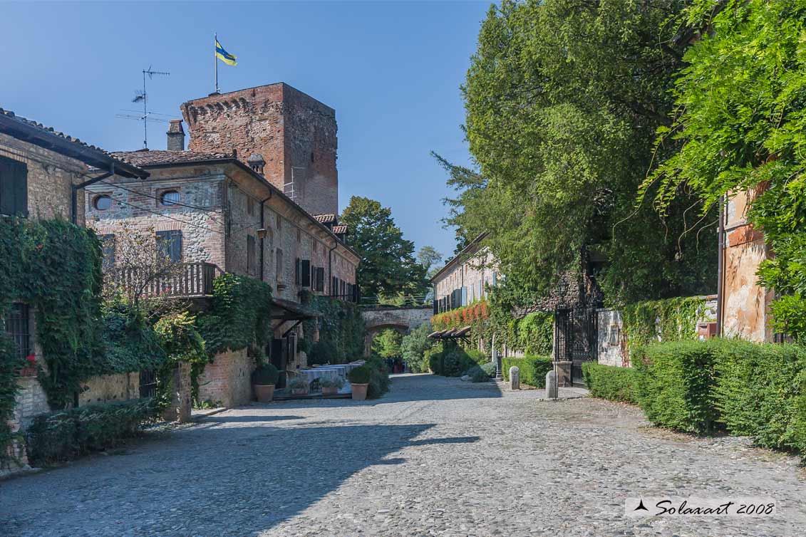 Castello di Rivalta - borgo interno