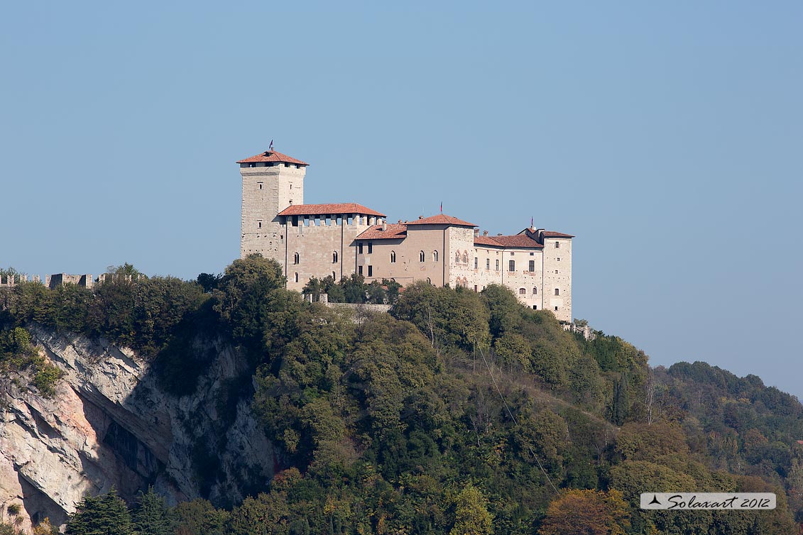 Rocca Borromeo di Angera