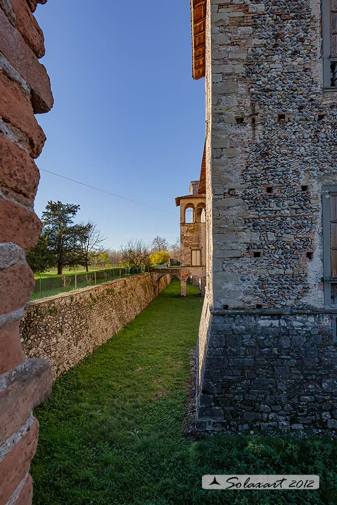 Castello di Cavernago