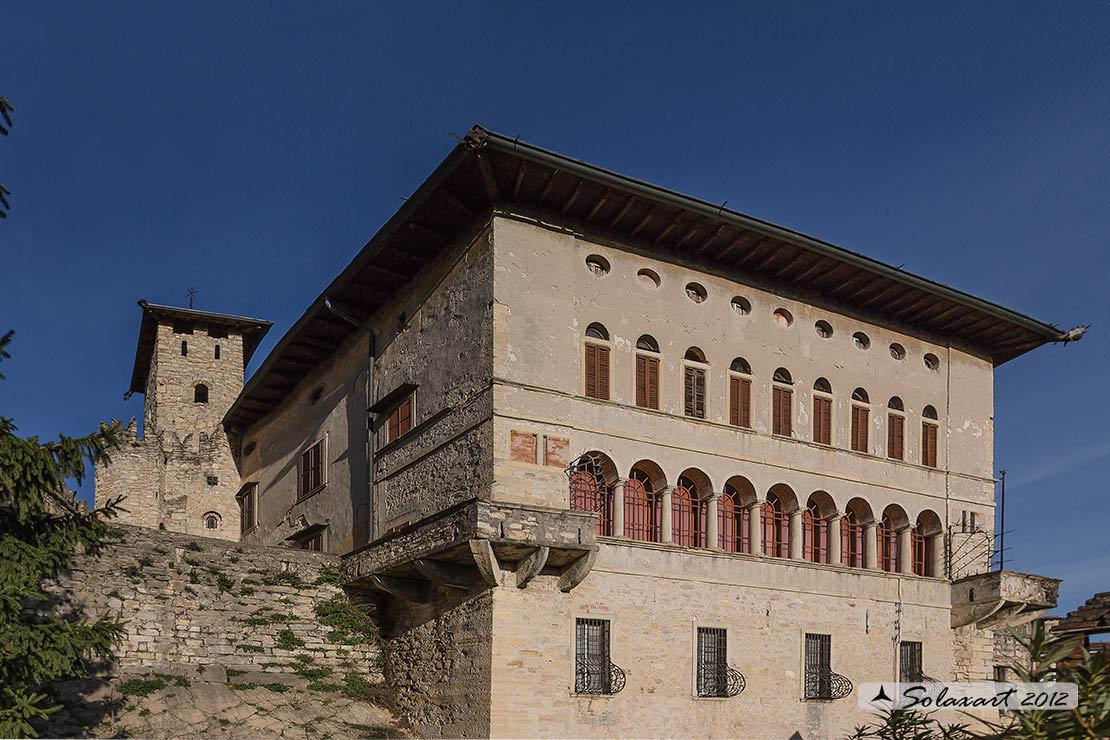Castello Camozzi Vertova di Costa di Mezzate (BG)