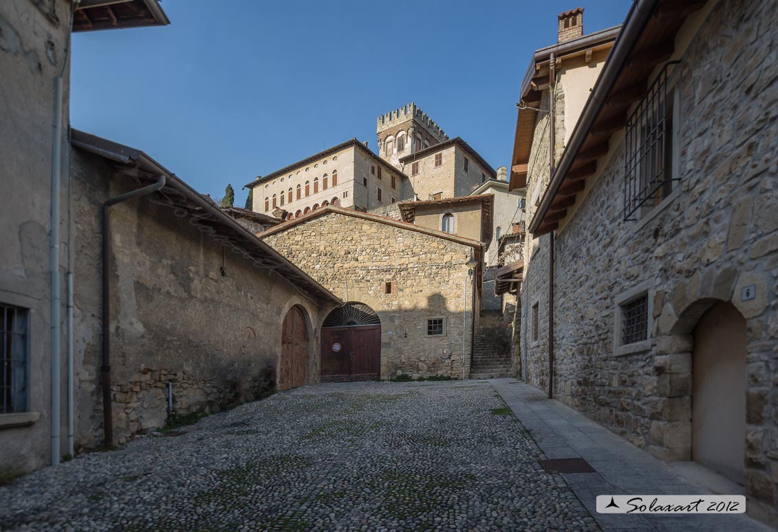 Castello Camozzi Vertova di Costa di Mezzate (BG)