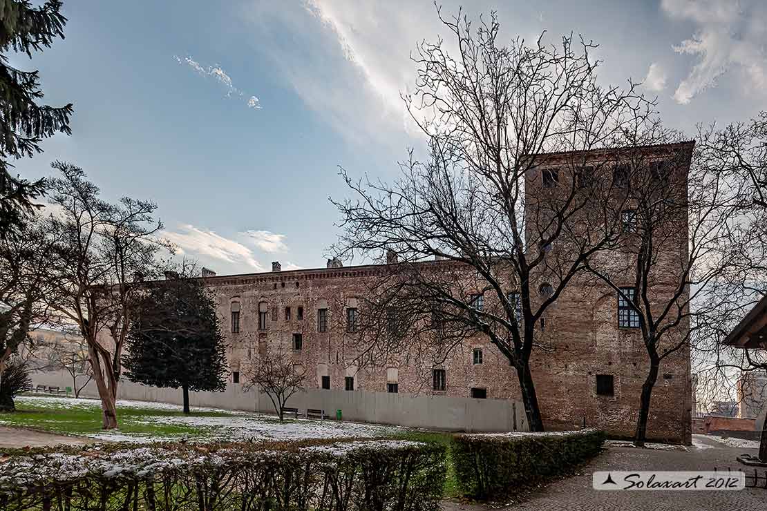 Melegnano - Castello visto da Est  in controluce