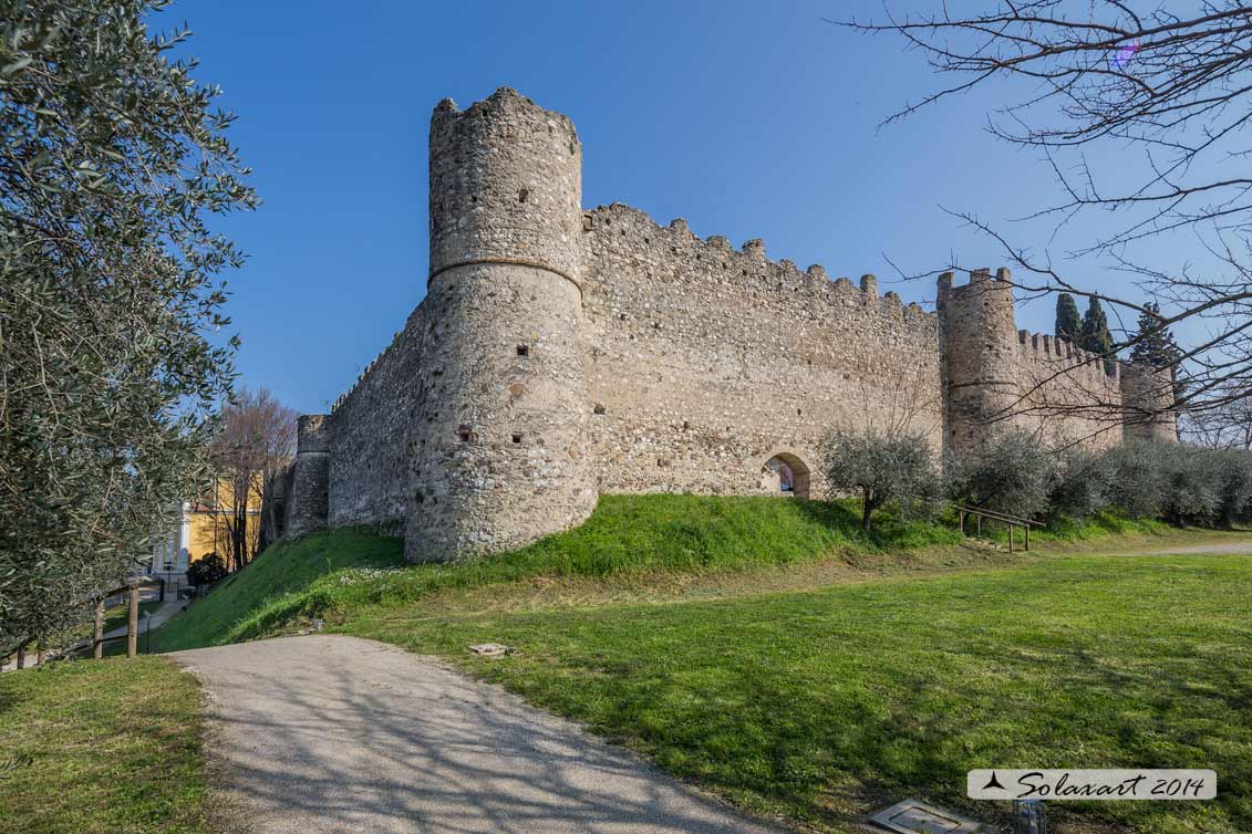 Il Castello / Ricetto di Moniga del Garda: