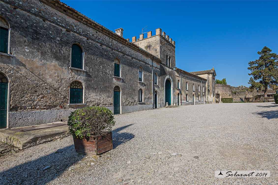 Castello di Castellaro Lagusello