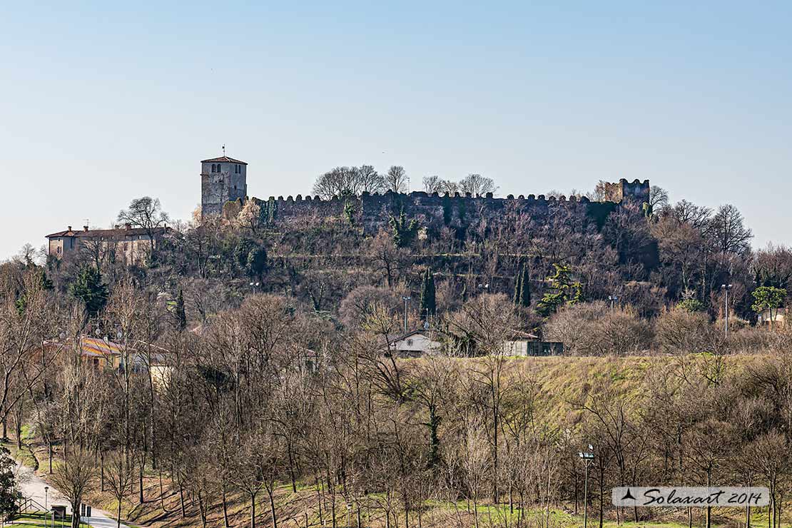Il Castello / Ricetto di Monzambano