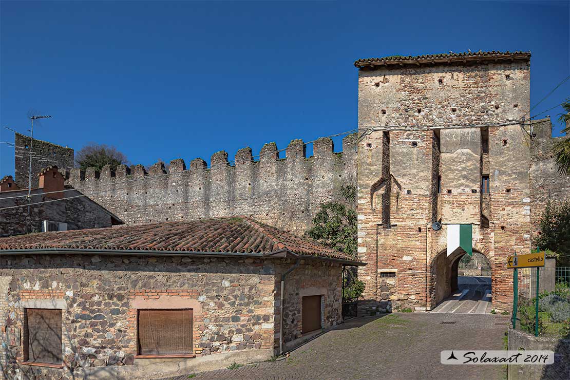 Il Castello / Ricetto di Monzambano