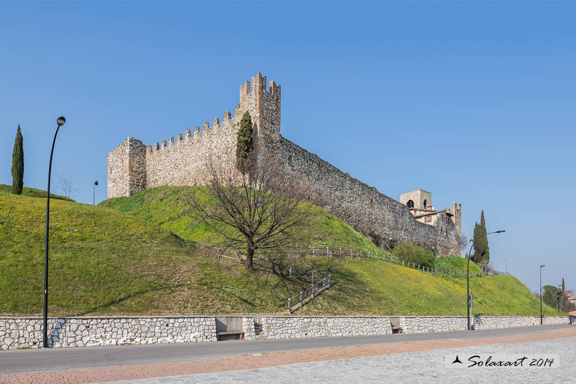 Il Castello / Ricetto di Padenghe sul Garda: