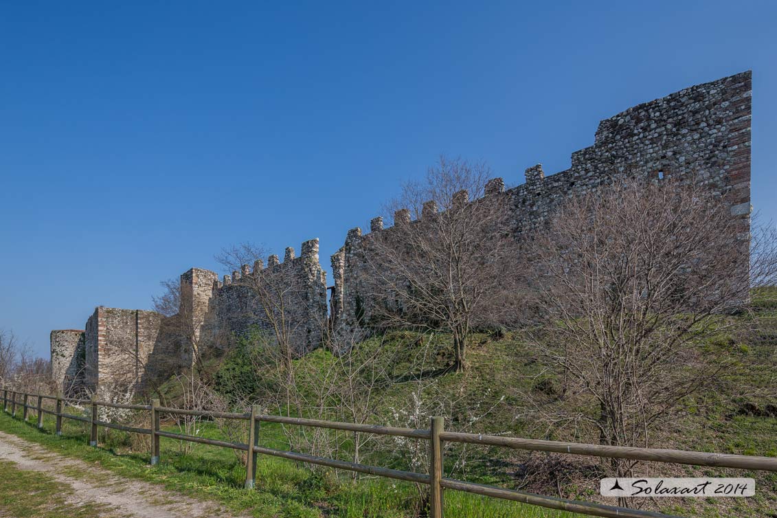 Il Castello / Ricetto di Padenghe sul Garda: