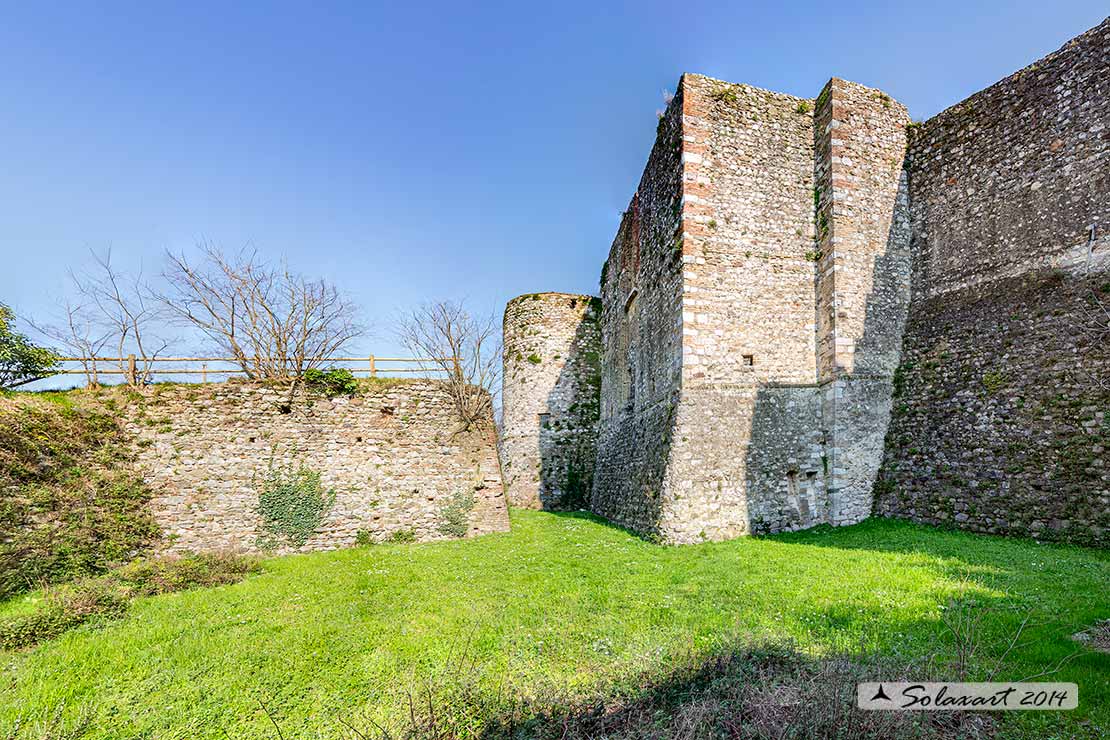 Il Castello / Ricetto di Padenghe sul Garda: