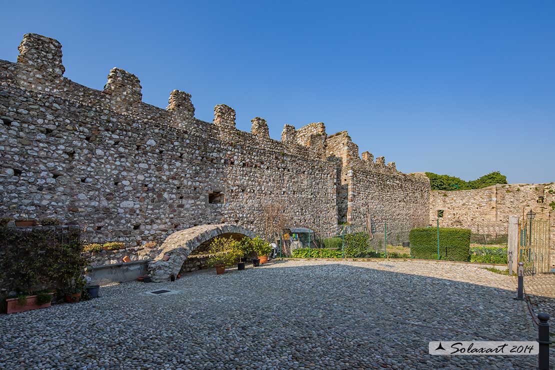 Il Castello / Ricetto di Padenghe sul Garda: