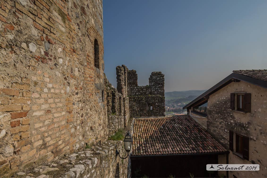 Il Castello / Ricetto di Padenghe sul Garda: