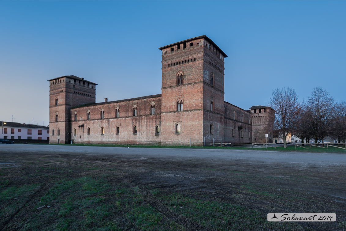 Pandino: il castello all prime luci dell'alba