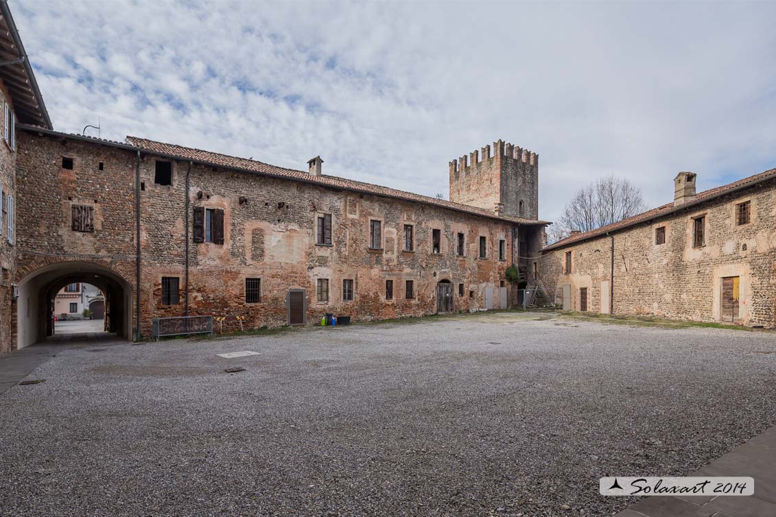 Castello di Pumenengo o Castello Barbò: