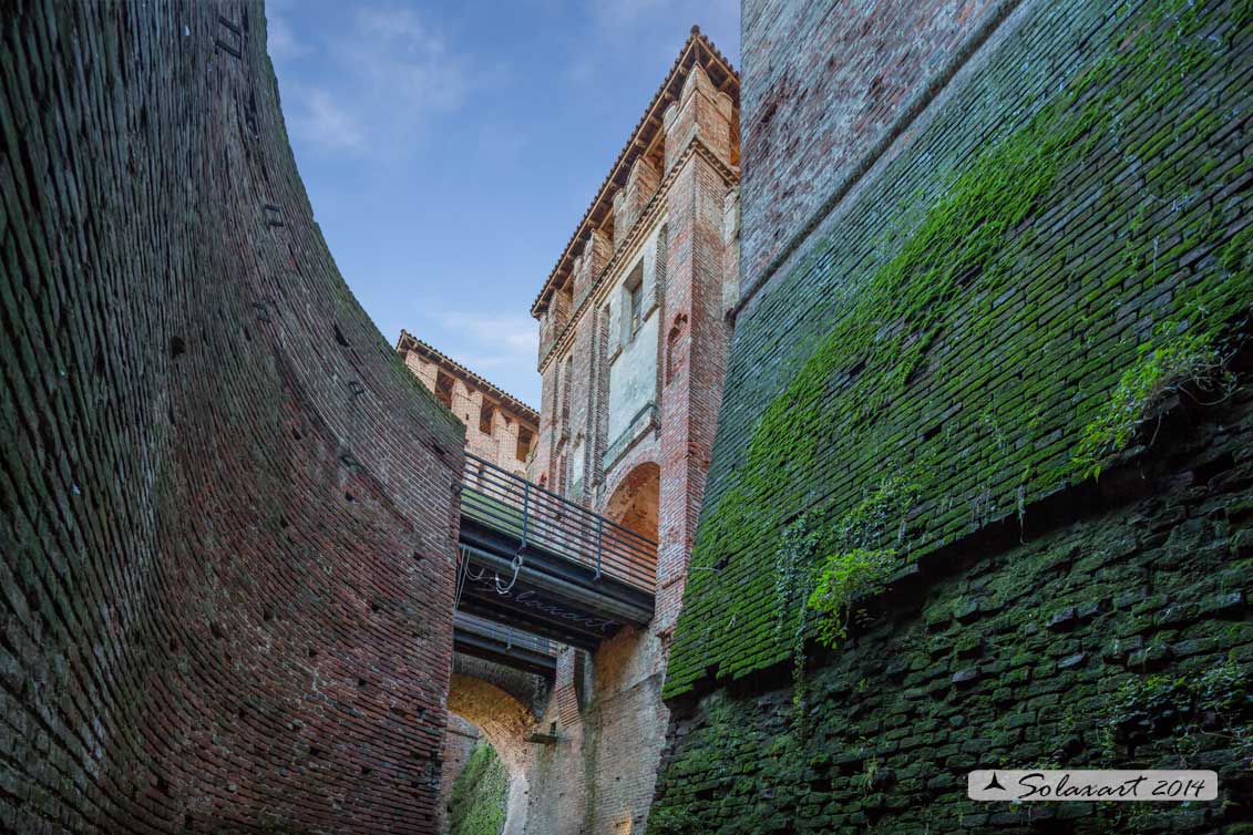 La rocca di Soncino - Il fossato
