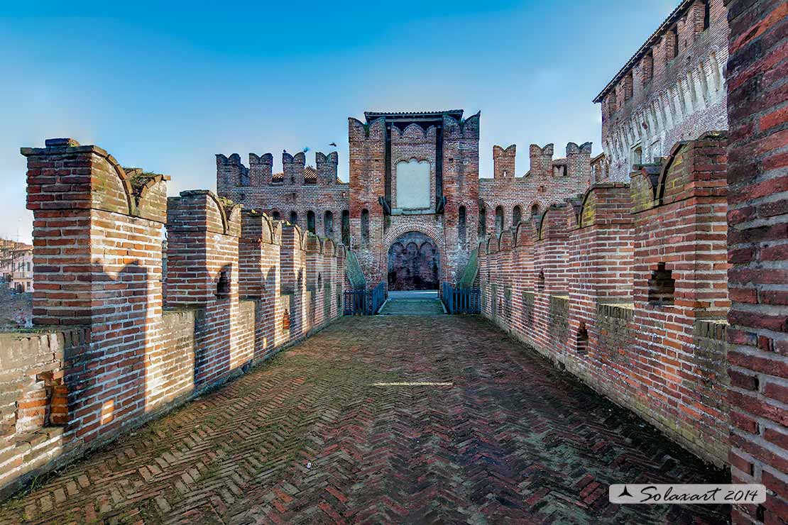La rocca di Soncino - il ponte levatoio d'accesso al Rivellino