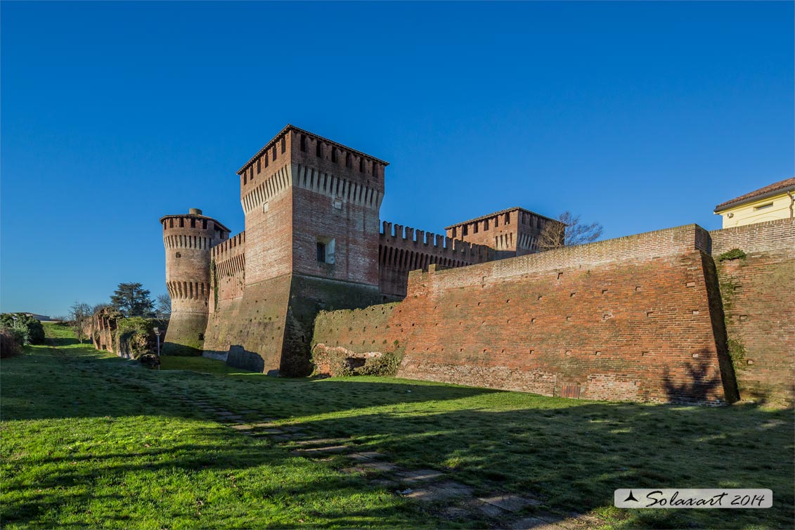 Soncino - la chiusa che gestisce l'allagamento del fossato interno