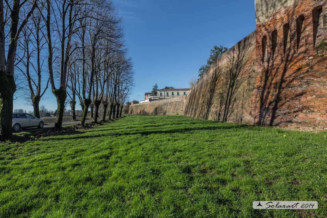 Soncino - la cinta muraria