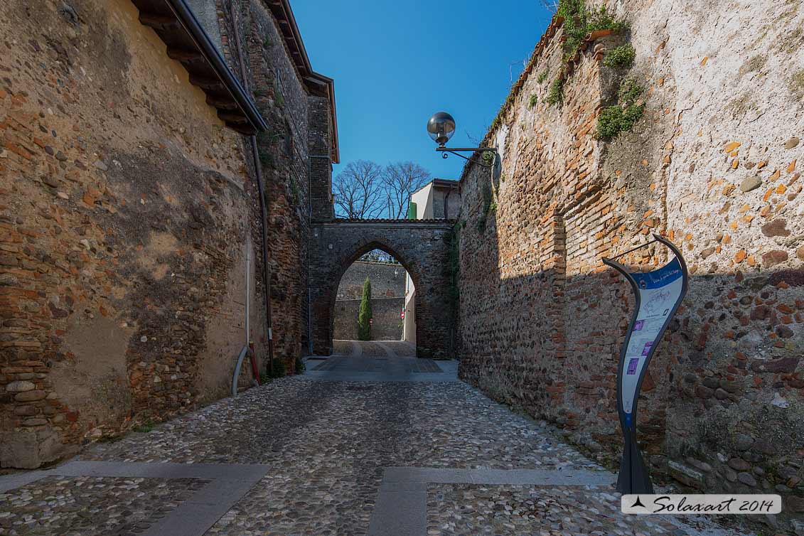 Castello di Volta  Mantovana