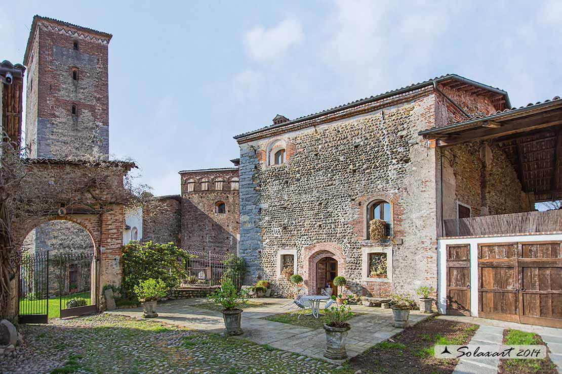 Castello di Massazza o Rocca dei Cavallari