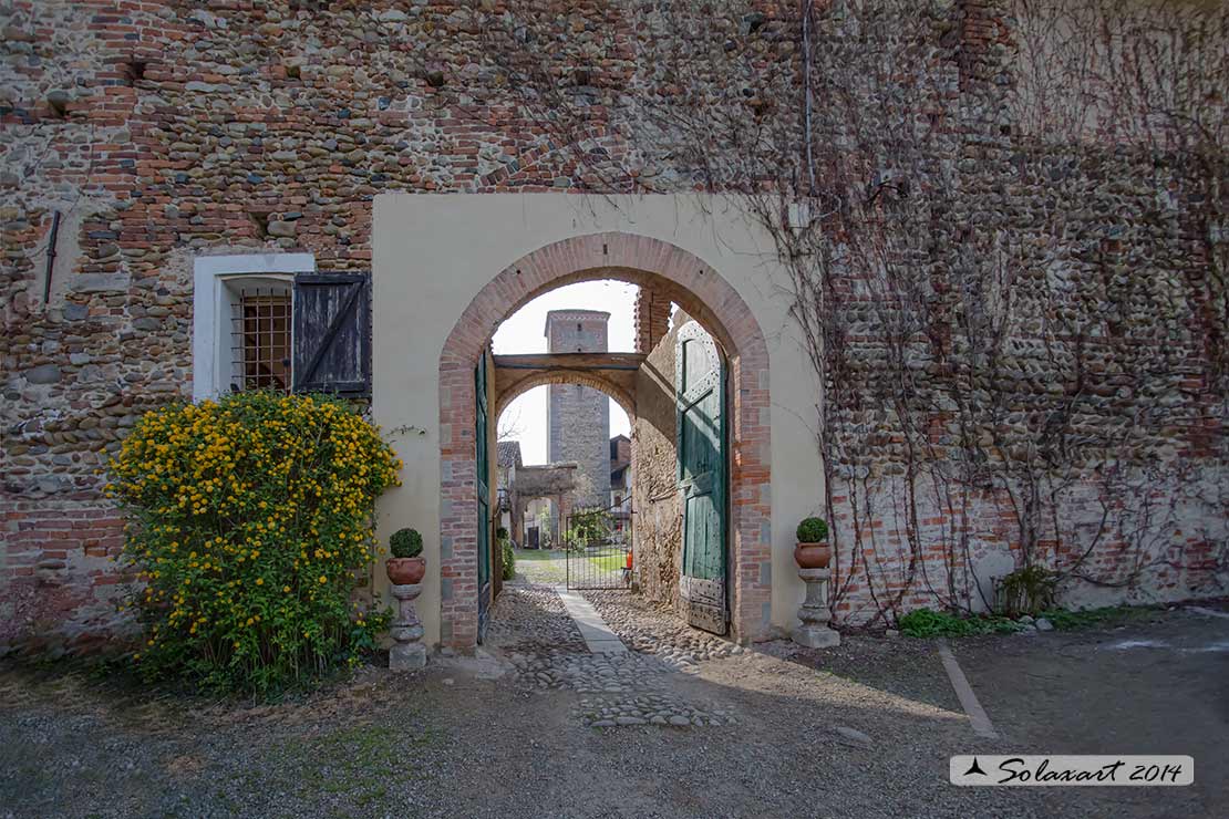Castello di Massazza o Rocca dei Cavallari