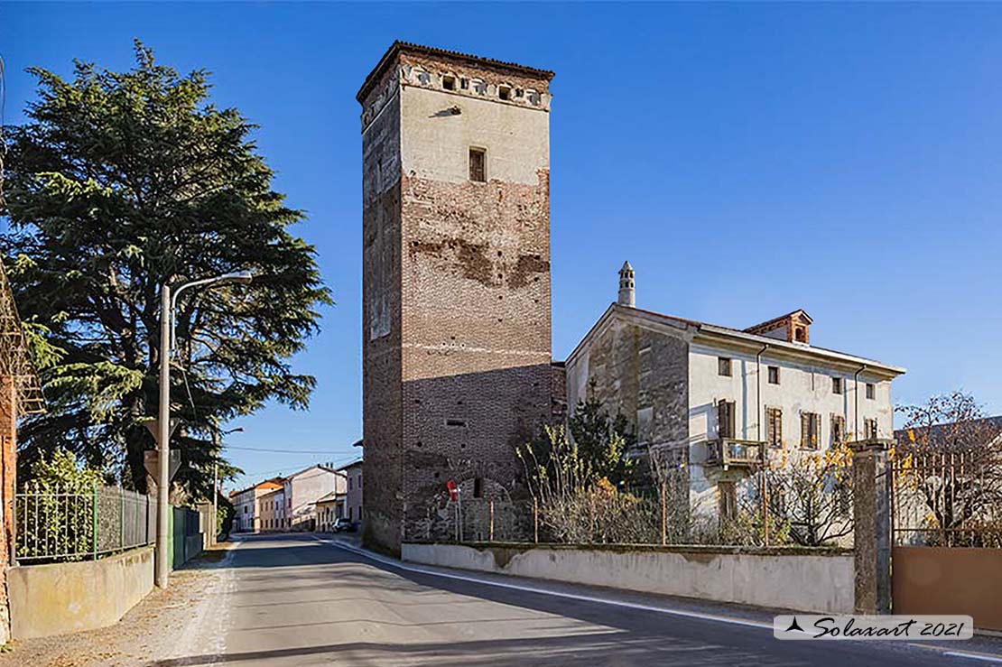 Torre Medievale di Mandello Vitta