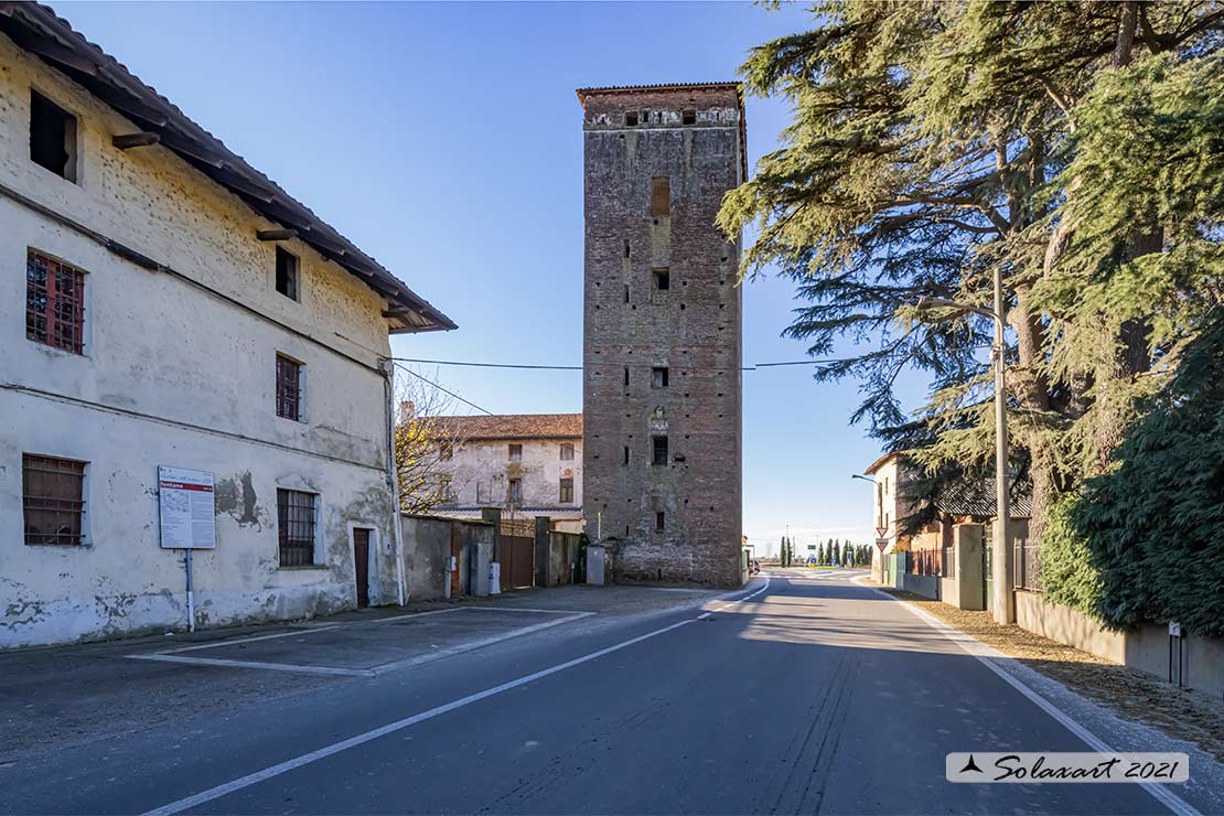 Torre Medievale di Mandello Vitta