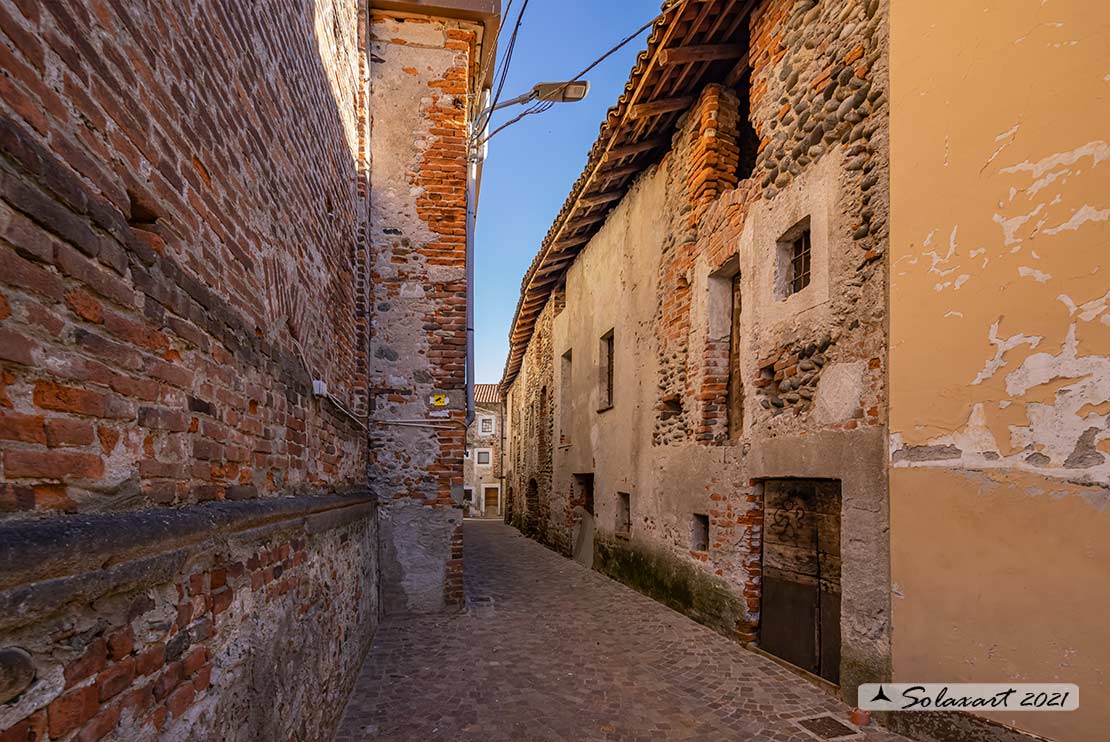 Il Castello-monastero di Lenta: