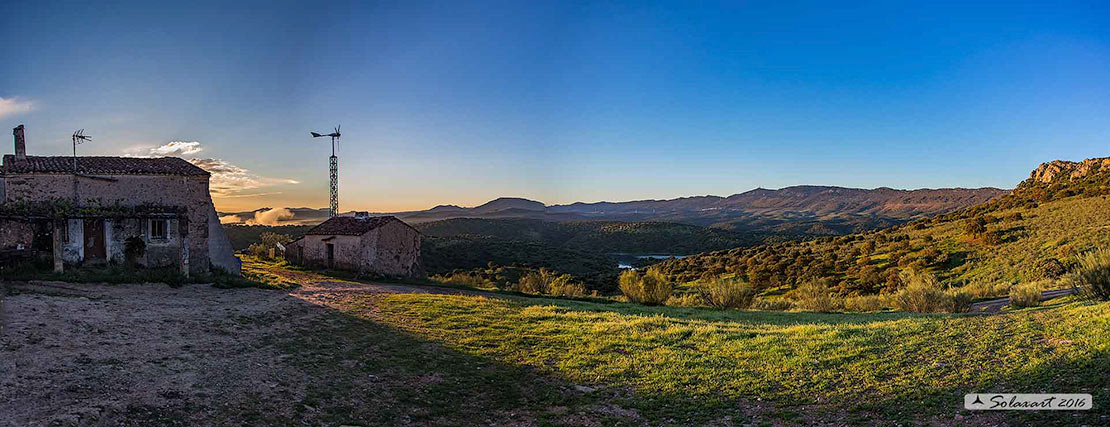 Spagna - Salamanca - parco di Monfrague e Los Campanarios :  alba a la Parilla