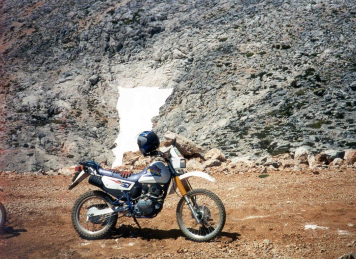 Lefki Ora - moto neve