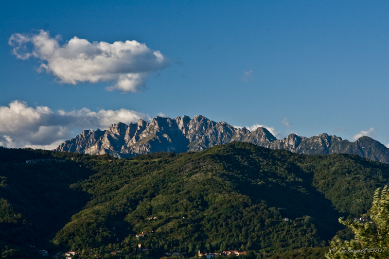 Il Resegone vsto da Montevecchia