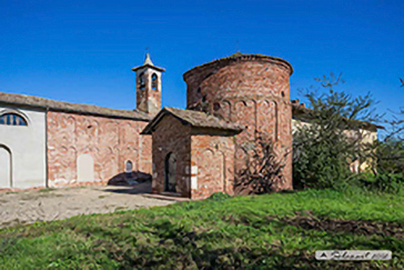 Pieve di Velezzo - Battistero